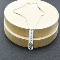 Inspirativna vertikalna ogrlica napravljena od Swarovski by Pink Box